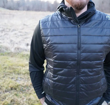 7-Stylish-Ways-to-Wear-Golf-Vests-On-and-Off-the-Green Bite Hard